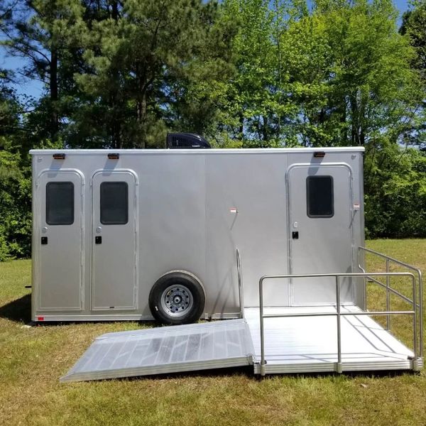 2 stall unit outside
