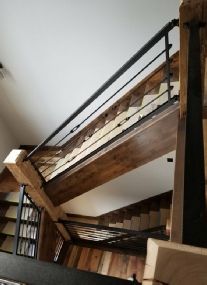 projects-reclaimed-barn-wood-stairs2.jpg