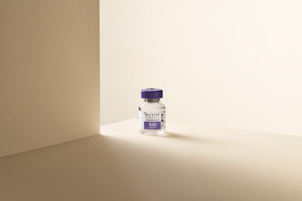 BOTOX Cosmetic standing vial static social post .jpg