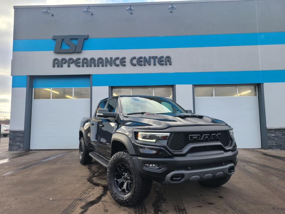 Truck with Store.jpg