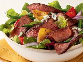 Champagne Steak Salad with Blue Cheese
