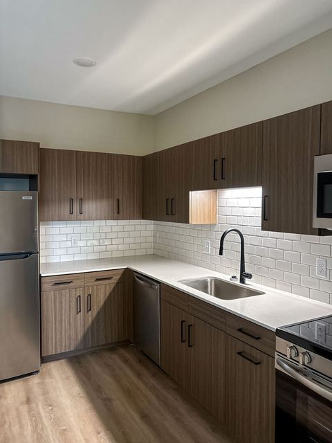 Apartment kitchen design at Gunflint Vue in Grand Marais, MN - Hoeft Builders
