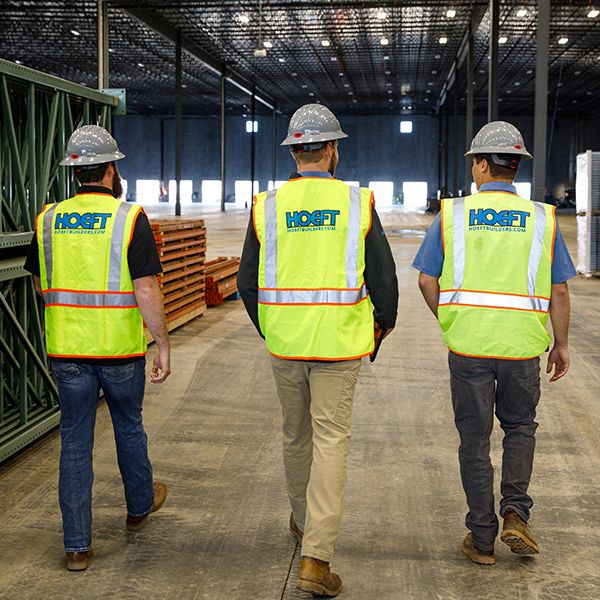 hoeft workers in yellow vests