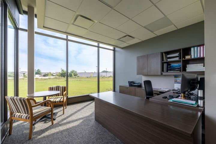 Office at Eau Claire GI Associates clinic - Hoeft Builders