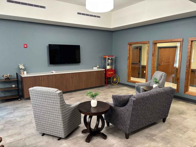 HOEFT-DoveHealthcare-08.jpg