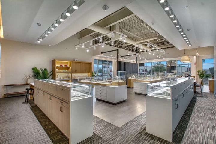 Lasker Jewelers Gallery Pic 12.jpeg