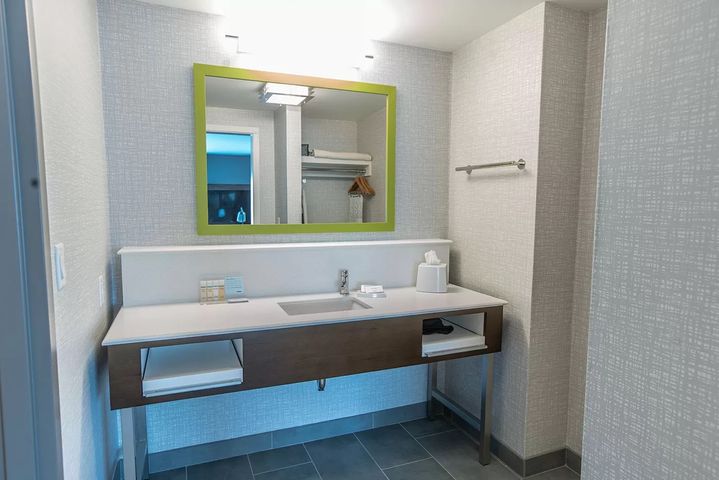 Hampton Inn - Marshfield Gallery Pic 15.jpeg