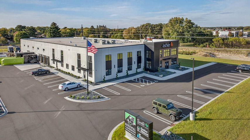 Asher Lasting Exteriors Building Exterior in Chippewa Falls, WI - Hoeft Builders