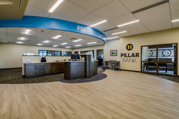 Teller line at Pillar Bank in Chippewa Falls, WI - Hoeft Builders