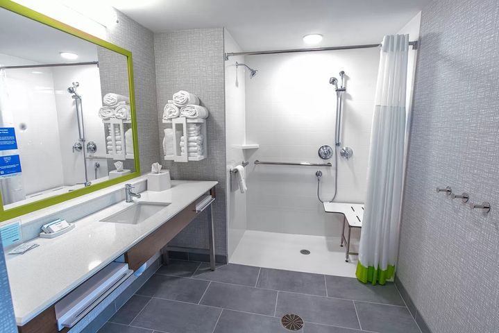 Hampton Inn - Marshfield Gallery Pic 27.jpeg