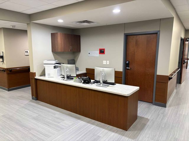 HOEFT-DoveHealthcare-06.jpg