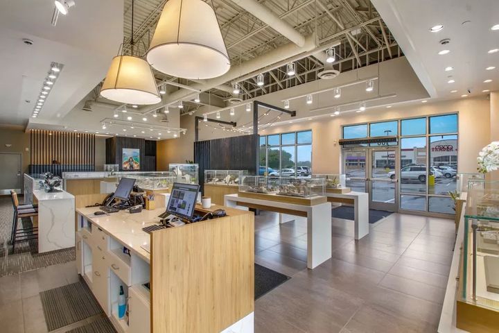 Lasker Jewelers Gallery Pic 10.jpeg