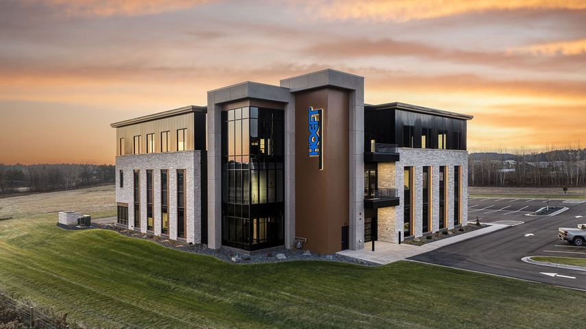 Modern office construction in Eau Claire, WI, built by Hoeft Builders Office construction for Hoeft Builders in Eau Claire, Wi