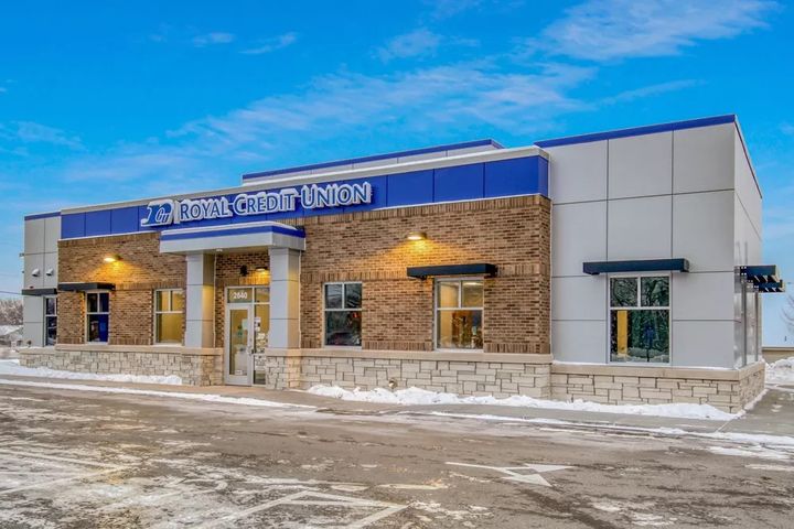 Royal Credit Union - St Paul Gallery Pic 6.jpeg