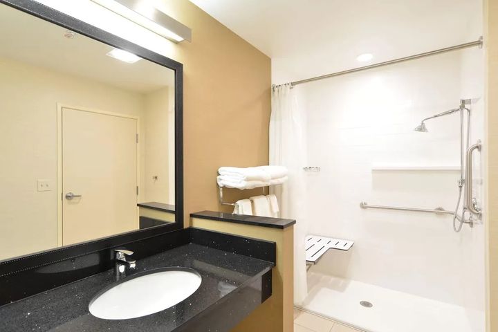 Fairfield Inn by Marriott Gallery Pic 11.jpeg
