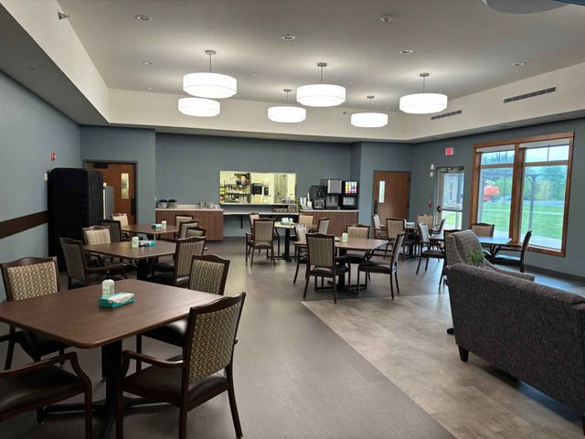 HOEFT-DoveHealthcare-07.jpg