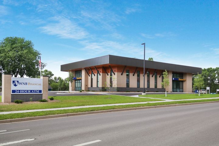 Exterior construction of WNB Financial in Holmen, Wisconsin Bank construction for WNB Financial in Holmen, Wisconsin