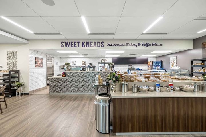 Hoeft-SweetKneads-01.jpg