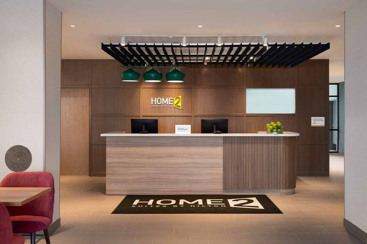 HOEFT-Home2-01.jpg