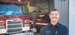 paramedic-smiling-registered-nurse-pathway.jpg